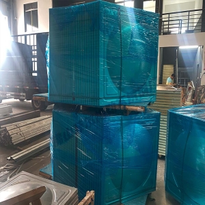 不锈钢水箱盖板打包